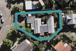 13 Cobblestone Lane, Hillcrest, Auckland