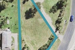1 Fawcett Road, Laingholm, Auckland