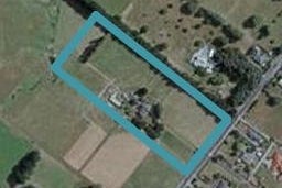 90 Lincoln Road, Carterton