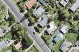 10 Pine Avenue, Henderson, Auckland