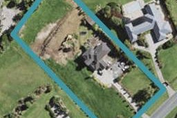 560 REDOUBT RD, Flat Bush, Auckland