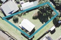 9 Foster Avenue, Huia, Auckland