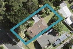 47 Staincross Street, Green Bay, Auckland