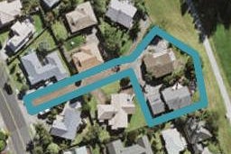 2/57 Unsworth Drive, Unsworth Heights, Auckland