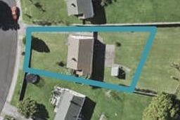 11 Plymouth Crescent, Bayswater, Auckland