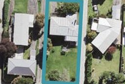 8 Segedin Place, Glenfield, Auckland