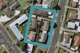 4/4 Coombe Avenue, Otara, Auckland