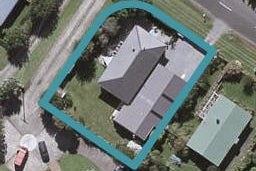 5 Beach Road, Omata, New Plymouth