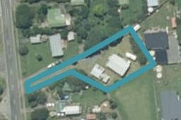 1180 East Coast Road, WHAKATIWAI, MIRANDA