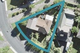 14 John Dee Crescent, Red Beach, Red Beach