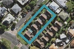 2/97 Wheturangi Road, Greenlane, Auckland