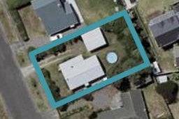 15 Reeves Street, Waikanae Beach, Waikanae