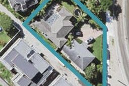 2/140 Beach Road, Castor Bay, Auckland