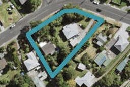201/7 Awaroa Road, Sunnyvale, Auckland