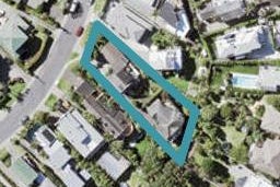 1/13 Vaughan Crescent, Murrays Bay, Auckland