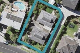 2/18 Fratley Avenue, Farm Cove, Auckland
