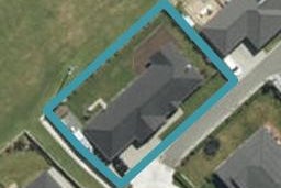 16 Reserve Lane, Brightwater