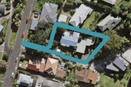 2/26 Howard Road, Northcote, Auckland