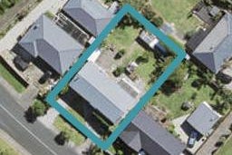 11 Hindmarsh Street, Henderson, Auckland