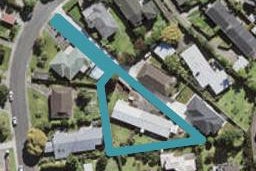 1/10 Uppingham Crescent, Hillcrest, Auckland