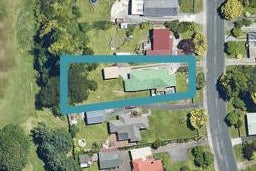 2/124 Koutu Road, Kawaha Point, Rotorua
