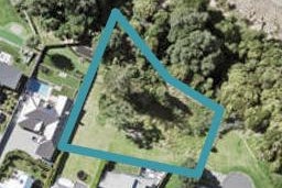 96 Marine Parade, Mellons Bay, Auckland
