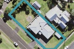 16 Alison Avenue, Herald Island, Auckland