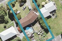 24 Barron Drive, Green Bay, Auckland