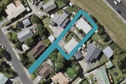 2/77 Totaravale Drive, Tōtara Vale, Auckland