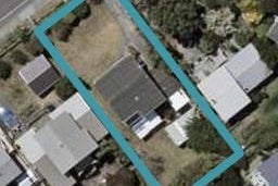 24 Field Way, Waikanae Beach, Waikanae