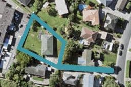 2/75 Alexander Street, Cockle Bay, Auckland
