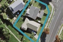 1/2 Rook Place, Unsworth Heights, Auckland