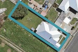 13 Burrows Street, Bluff