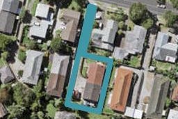 2/27 Butley Drive, Farm Cove, Auckland
