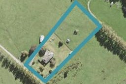32 Kawakawa Bay Coast Road, Papakura