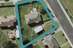 81 Roberts Avenue, Bayswater, Auckland