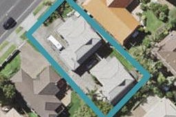 2/50 Whitford Road, Botany Downs, Auckland