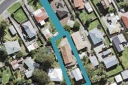 1/13 Fairclough Road, Beach Haven, Auckland