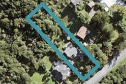 15 Te Ahuahu Road, Piha, Piha
