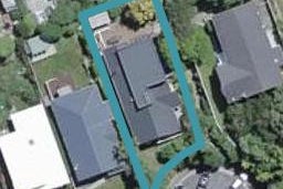 18 Newcombe Crescent, Karori, Wellington
