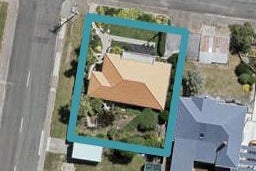212 Barrow Street, Bluff