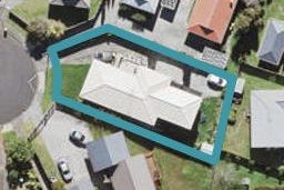 36 Madigan Place, Glendene, Auckland