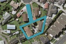 2/25 Glenlea Place, Flat Bush, Auckland