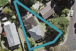 2/13 Ayton Drive, Totara Vale, Auckland