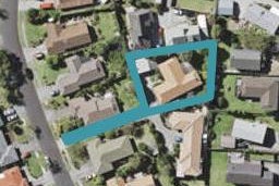 20 Pinewood Grove, Botany Downs, Auckland