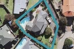6 Bragato Place, Chatswood, Auckland