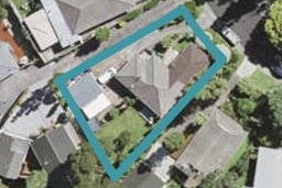 45 Onedin Place, Titirangi, Auckland