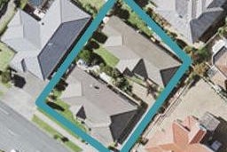 2/48 Jane Eyre Drive, Somerville, Auckland