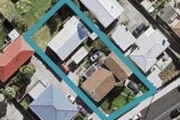 2/70 College Road, Northcote, Auckland