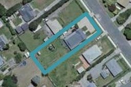 32 Malcolm Street, Martinborough